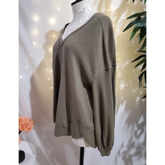 Altar'd State Balloon Sleeve Waffle Knit Thermal Pullover Womens Size L Green - Picture 5 of 9